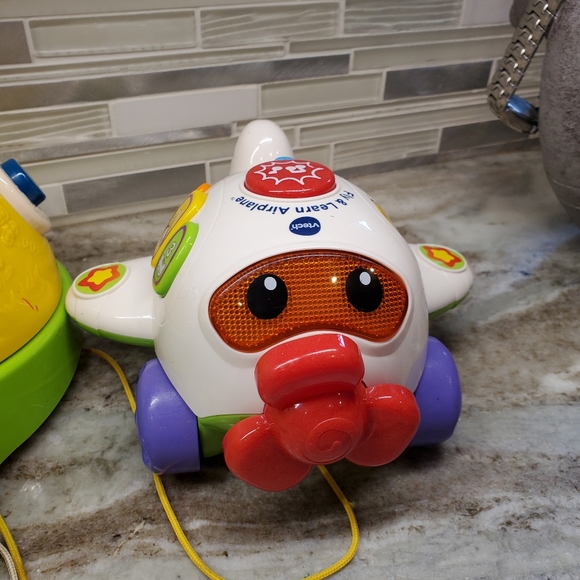 V-Tech Spina and Grin Snail And Fly and Learn Airplane - Picture 16 of 16